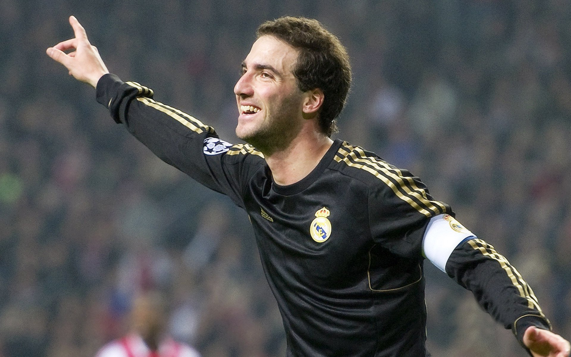 中国赛车手勇夺世界耐力赛冠军，刷新国内纪录，中国cec耐力赛